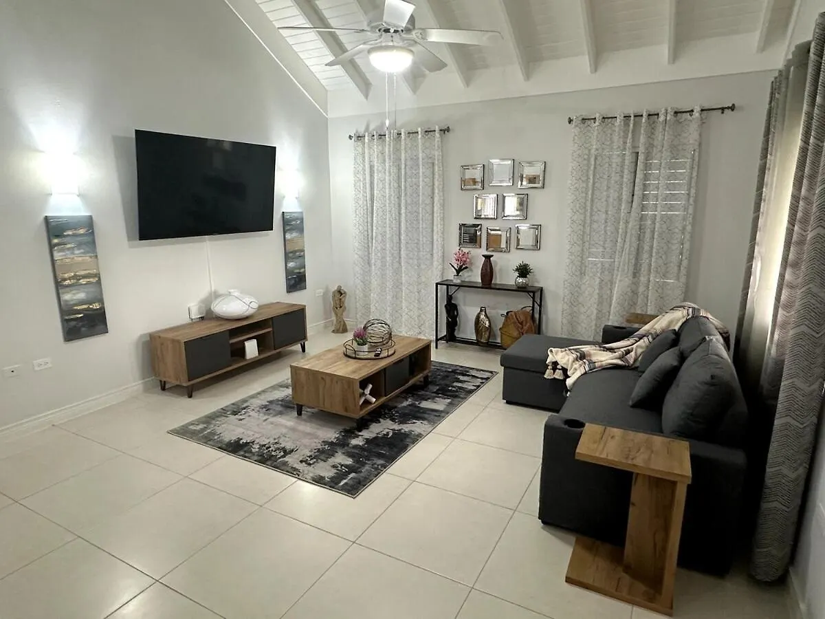 The Sunshine 3 Bedroom Villa With Pool & Gym Richmond Giamaica