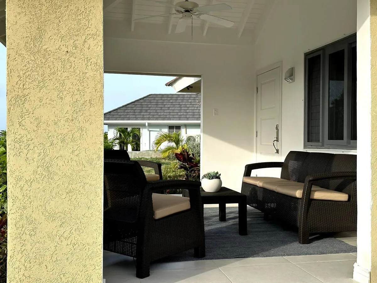The Sunshine 3 Bedroom Villa With Pool & Gym Richmond Giamaica